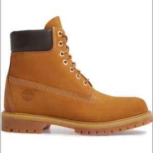 NEW Timberland 6 In Waterproof Boots size 9M